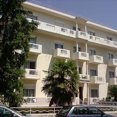 Hotel La Pergola Амели-ле-Бен-Палальда Экстерьер фото